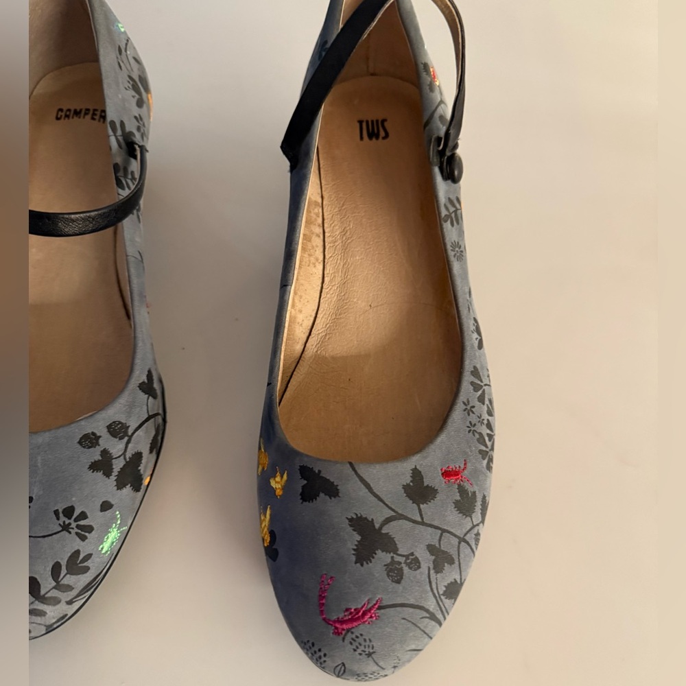 Floral Embroidered Camper Heels Size 39 - Picture 6 of 6